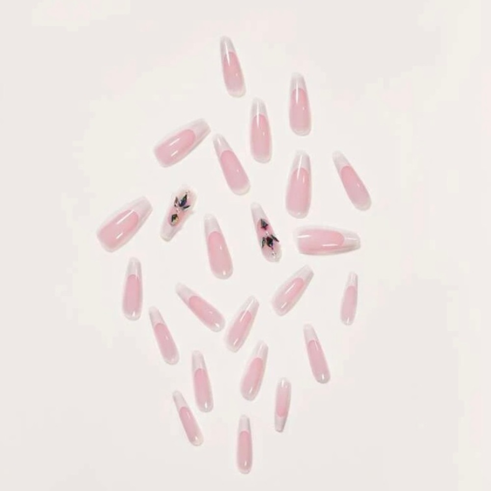 Press on nail kit 24 pcs - Picture 3 of 6